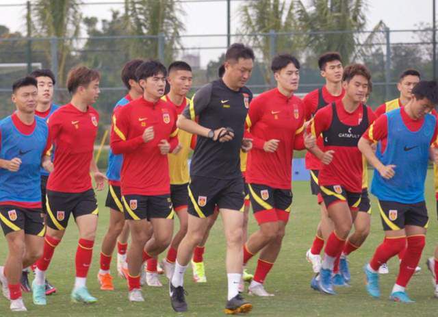 擦边舞跳舞素材比基尼