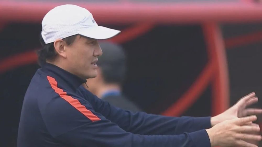 电话室遇到熟人