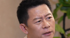 爱妻在外面